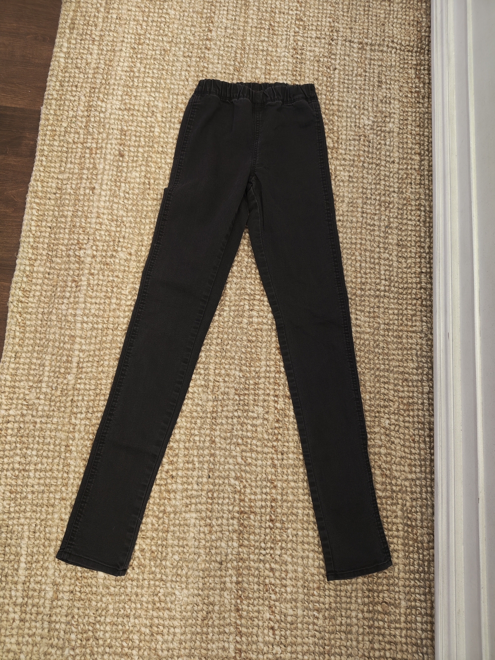 H&M Black High-Rise Stretch Skinny Jeans